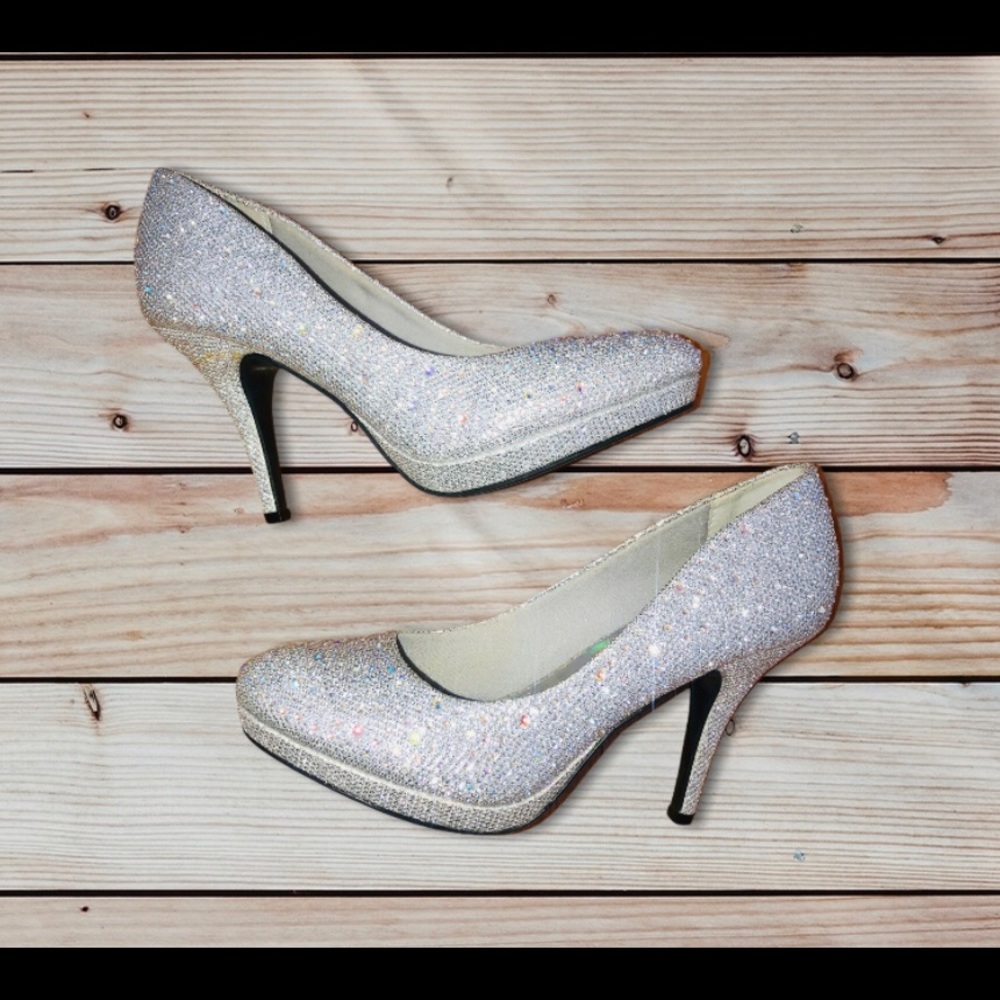 sparkly shoes size 7 never worn